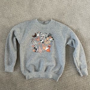 Size 5/6 Disney Halloween sweater